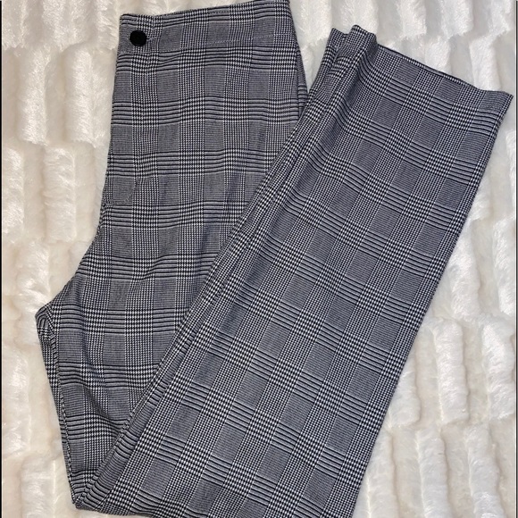 Plaid Brandy Melville Pants/Leggings - Picture 2 of 6